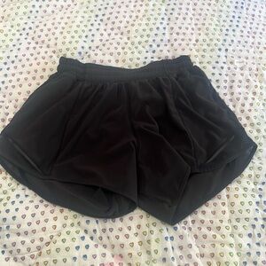 lululemon size 2 4” HR shorts